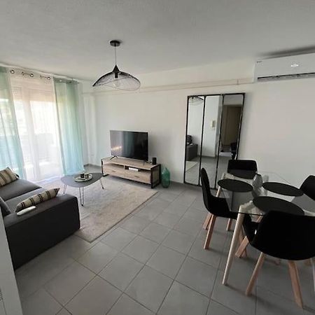 Joli Appt 45 M2 Avec Terrasse Apartment Lunel  Bagian luar foto