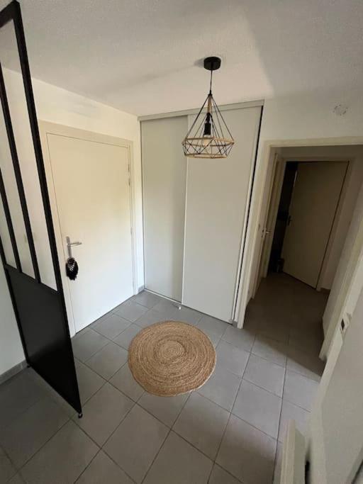Joli Appt 45 M2 Avec Terrasse Apartment Lunel  Bagian luar foto
