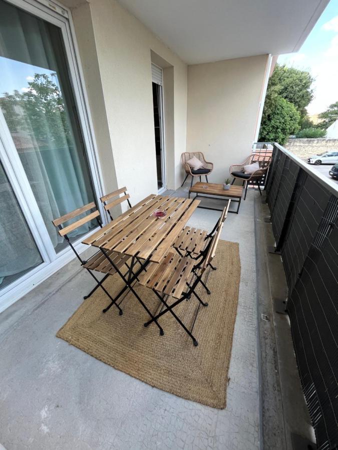 Joli Appt 45 M2 Avec Terrasse Apartment Lunel  Bagian luar foto